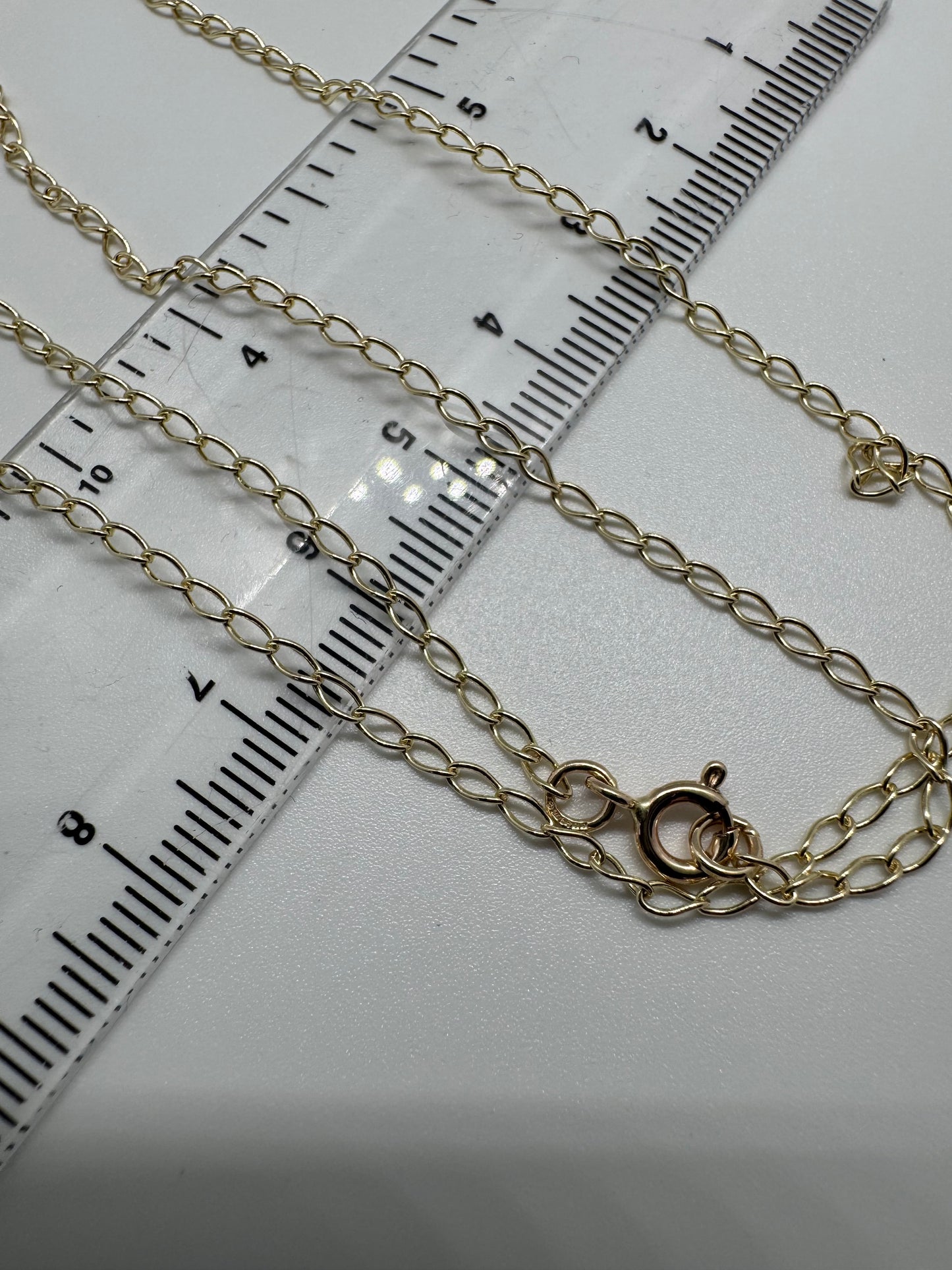 9ct Yellow Gold 2mm Curb Long Link Chain Various Lengths (G18CL)