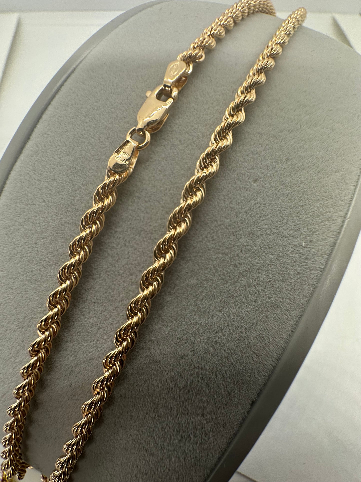9ct Yellow Gold 3.2mm Hollow Rope Chain Various Lengths (0137)