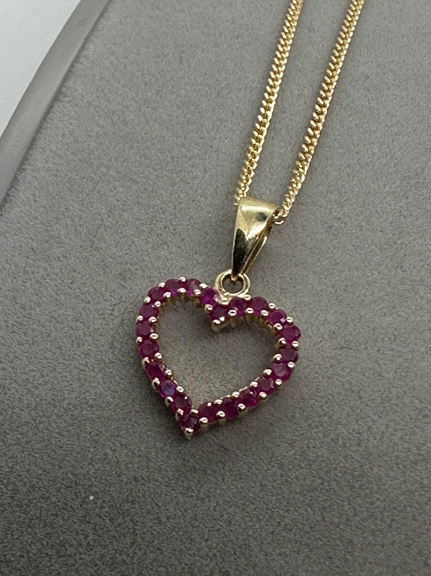 9ct Yellow Gold 14mm Ruby Heart Pendant and 18" Curb Chain (244R/006B)