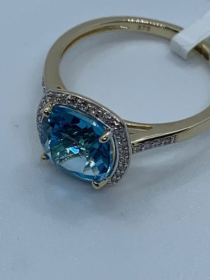 9ct Yellow Gold Real Diamond and Blue Topaz Cushion Ring, Sizes J to Q (447)